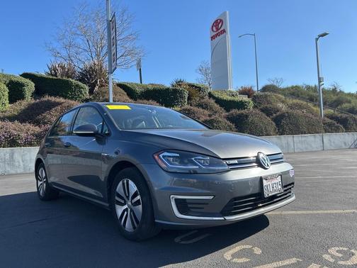 2019 Volkswagen e-Golf SEL Premium