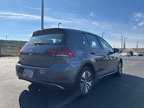 2019 Volkswagen e-Golf SEL Premium