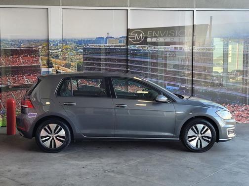 2019 Volkswagen e-Golf SEL Premium