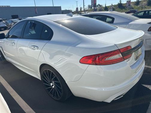 2015 Jaguar XF 