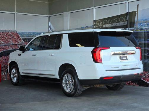 2024 GMC Yukon XL SLT