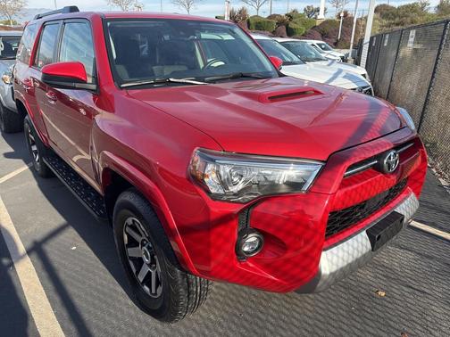 2024 Toyota 4Runner TRD Off Road