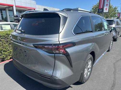 Heavy Metal 2026 Toyota Sienna XLE