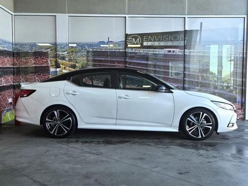 2020 Nissan Sentra SR