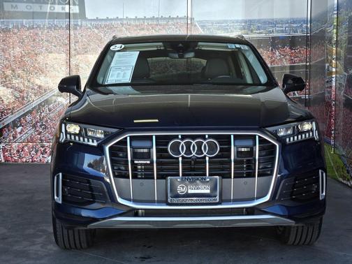 2024 Audi Q7 45 Premium Plus