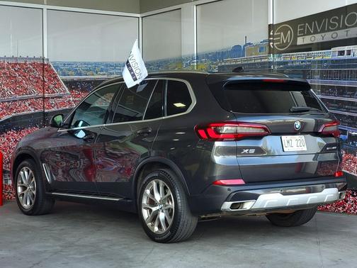 2023 BMW X5 sDrive40i