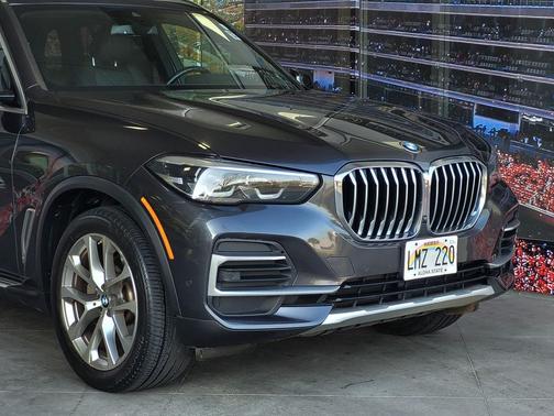 2023 BMW X5 sDrive40i
