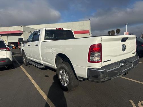 2024 RAM 2500 Big Horn Crew Cab 4x4 8' Box