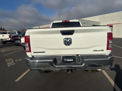 2024 RAM 2500 Big Horn Crew Cab 4x4 8' Box