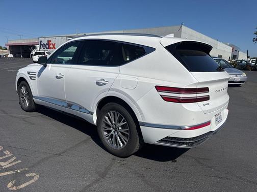 Uyuni White 2025 Genesis GV80 2.5T