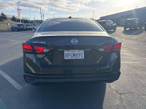 Super Black 2020 Nissan Altima S FWD
