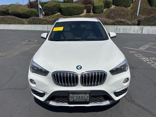 Alpine White 2018 BMW X1 xDrive28i