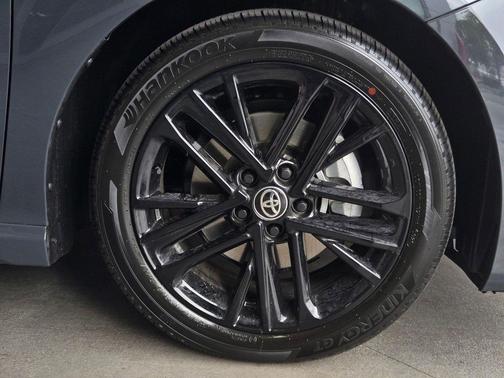 Underground 2026 Toyota Camry SE