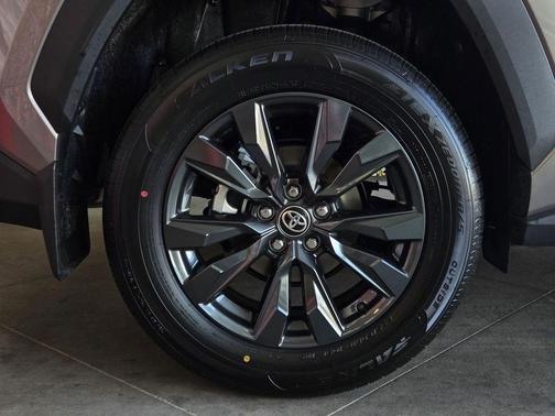 2026 Toyota RAV4 XLE