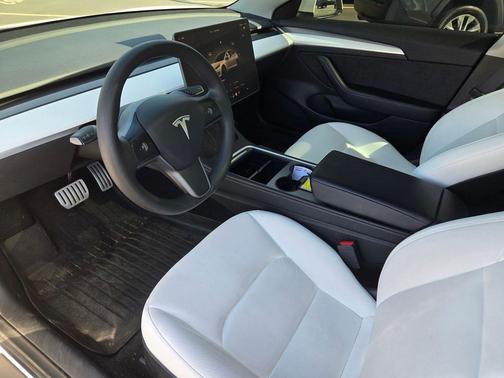 White 2022 Tesla Model 3 Performance
