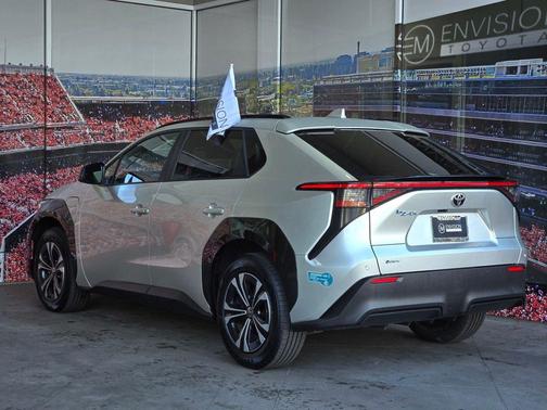 2024 Toyota bZ4X XLE