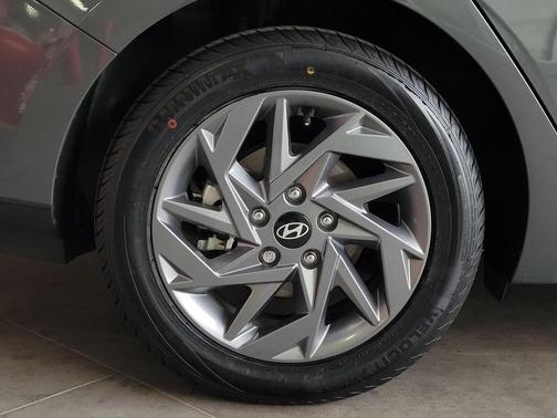 2024 Hyundai ELANTRA HEV Blue