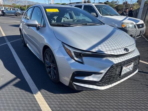 2025 Toyota Corolla SE