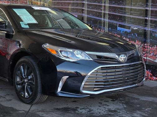 2018 Toyota Avalon XLE Plus