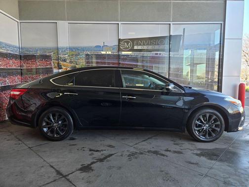 2018 Toyota Avalon XLE Plus