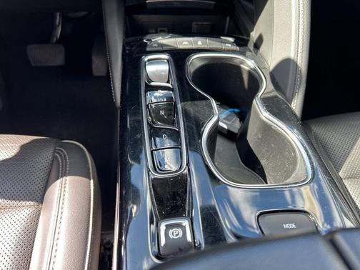 2023 Buick Envision Essence FWD