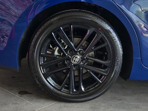 Reservoir Blue 2026 Toyota Camry SE