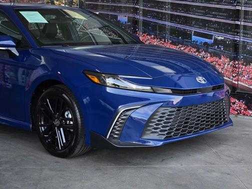 Reservoir Blue 2026 Toyota Camry SE