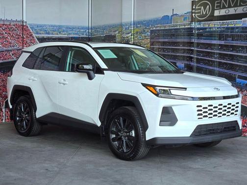 Ice Cap 2026 Toyota RAV4 XLE Premium