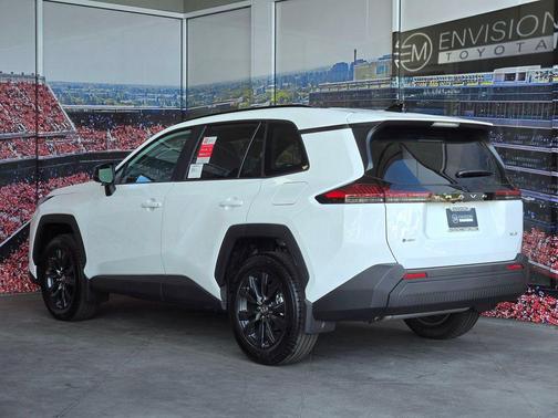 Ice Cap 2026 Toyota RAV4 XLE Premium