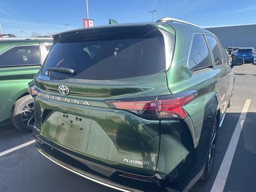 2026 Toyota Sienna Platinum