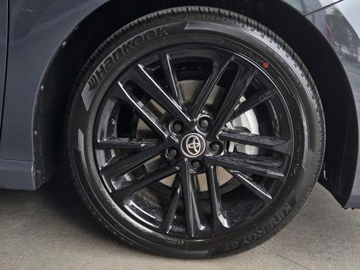 Underground 2026 Toyota Camry SE