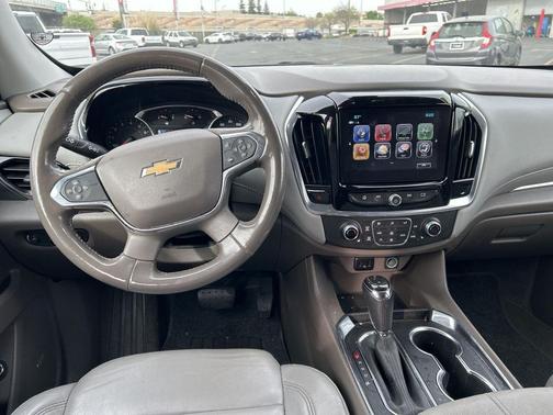 Satin Steel Metallic 2019 Chevrolet Traverse LT Leather