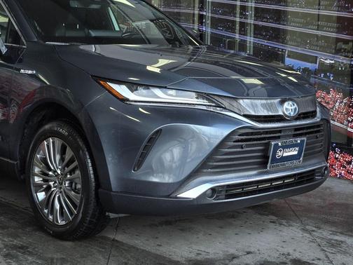 2021 Toyota Venza XLE