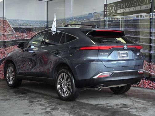 2021 Toyota Venza XLE