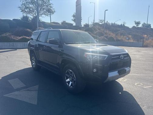 2024 Toyota 4Runner TRD Off Road