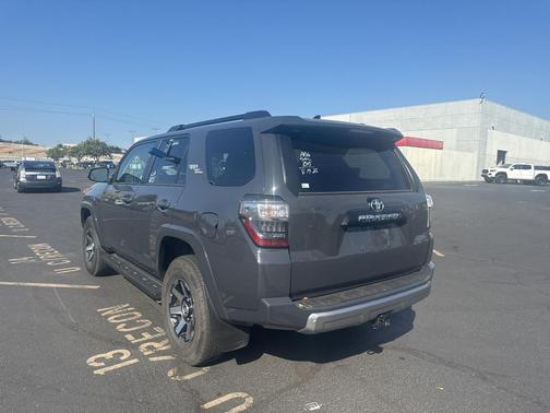 2024 Toyota 4Runner TRD Off Road