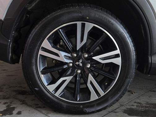 2024 Mitsubishi Eclipse Cross SE