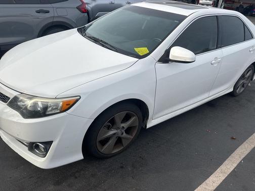 2014 Toyota Camry SE Sport