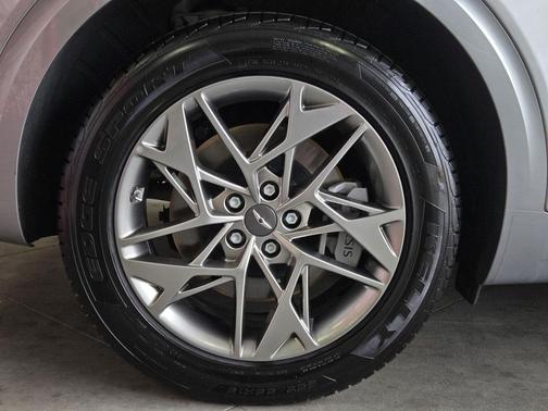 2025 Genesis GV70 2.5T AWD