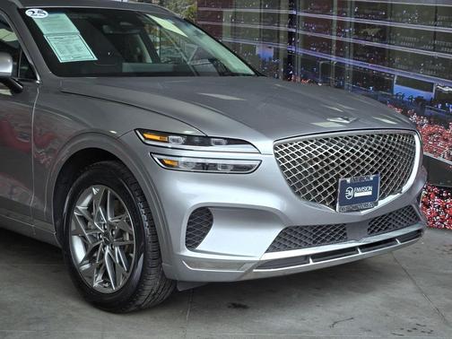 2025 Genesis GV70 2.5T AWD