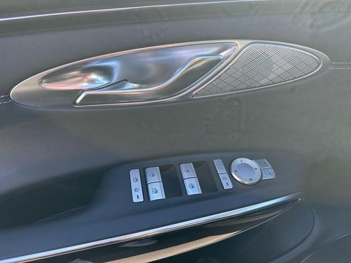 2025 Genesis GV70 2.5T AWD