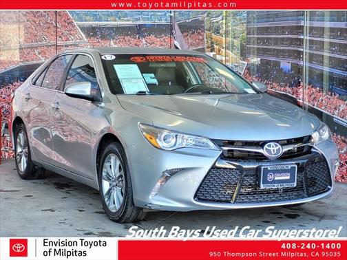 2017 Toyota Camry SE