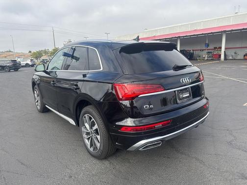 2022 Audi Q5 45 S line Premium