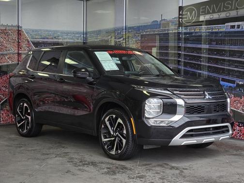 2024 Mitsubishi Outlander SE Black Edition S-AWC