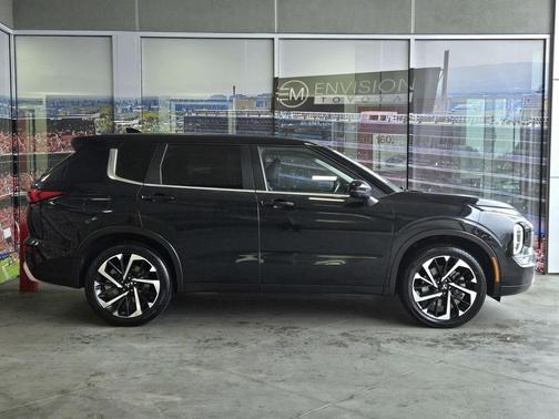 2024 Mitsubishi Outlander SE Black Edition S-AWC