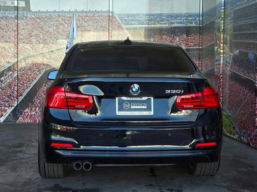 2018 BMW 330 330i