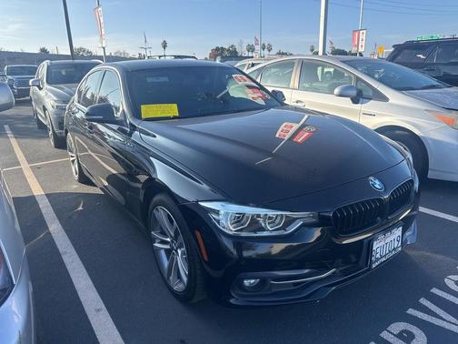 2018 BMW 330 330i