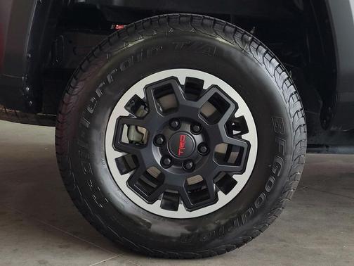 2024 Toyota Tacoma TRD Off Road