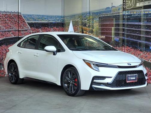 2024 Toyota Corolla Hybrid SE