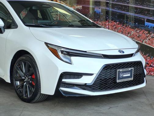 2024 Toyota Corolla Hybrid SE